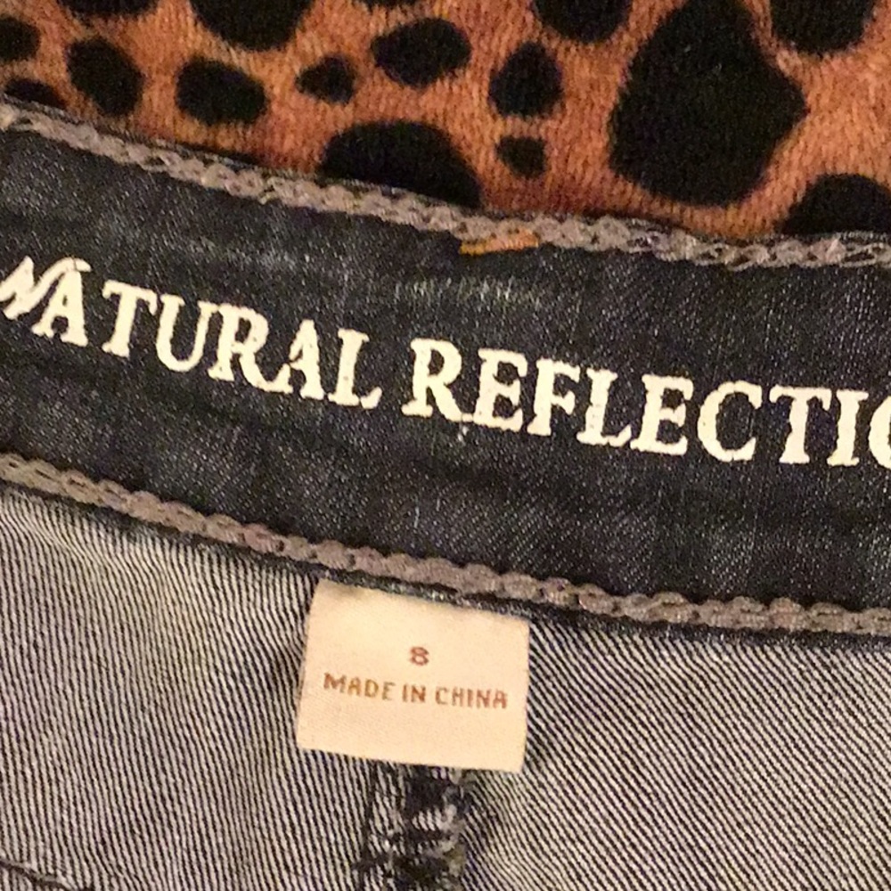 Jeans - Picture 2 of 4